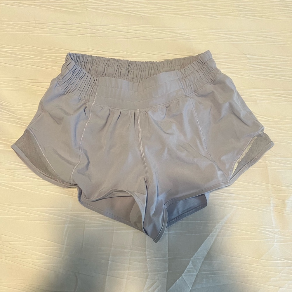 Lululemon Hotty Hot Short 2.5”